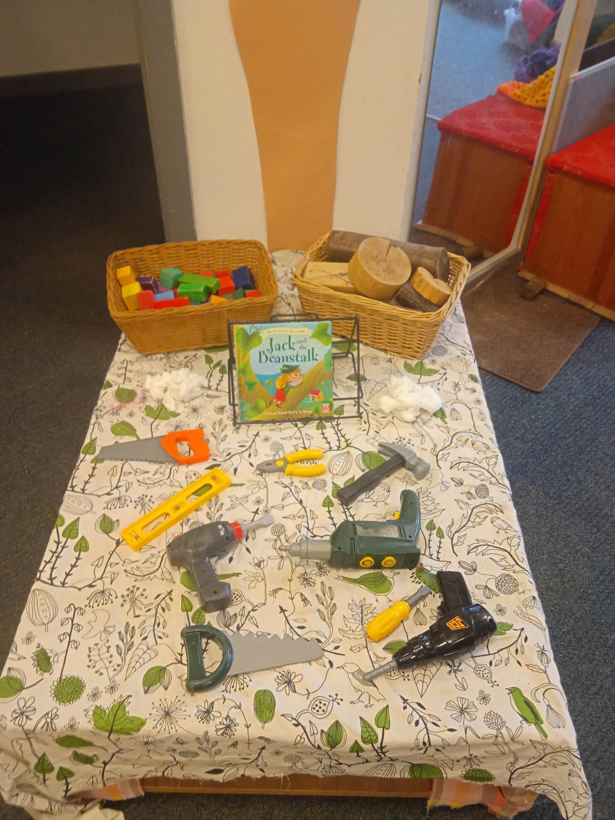 Tools and blocks for castle building